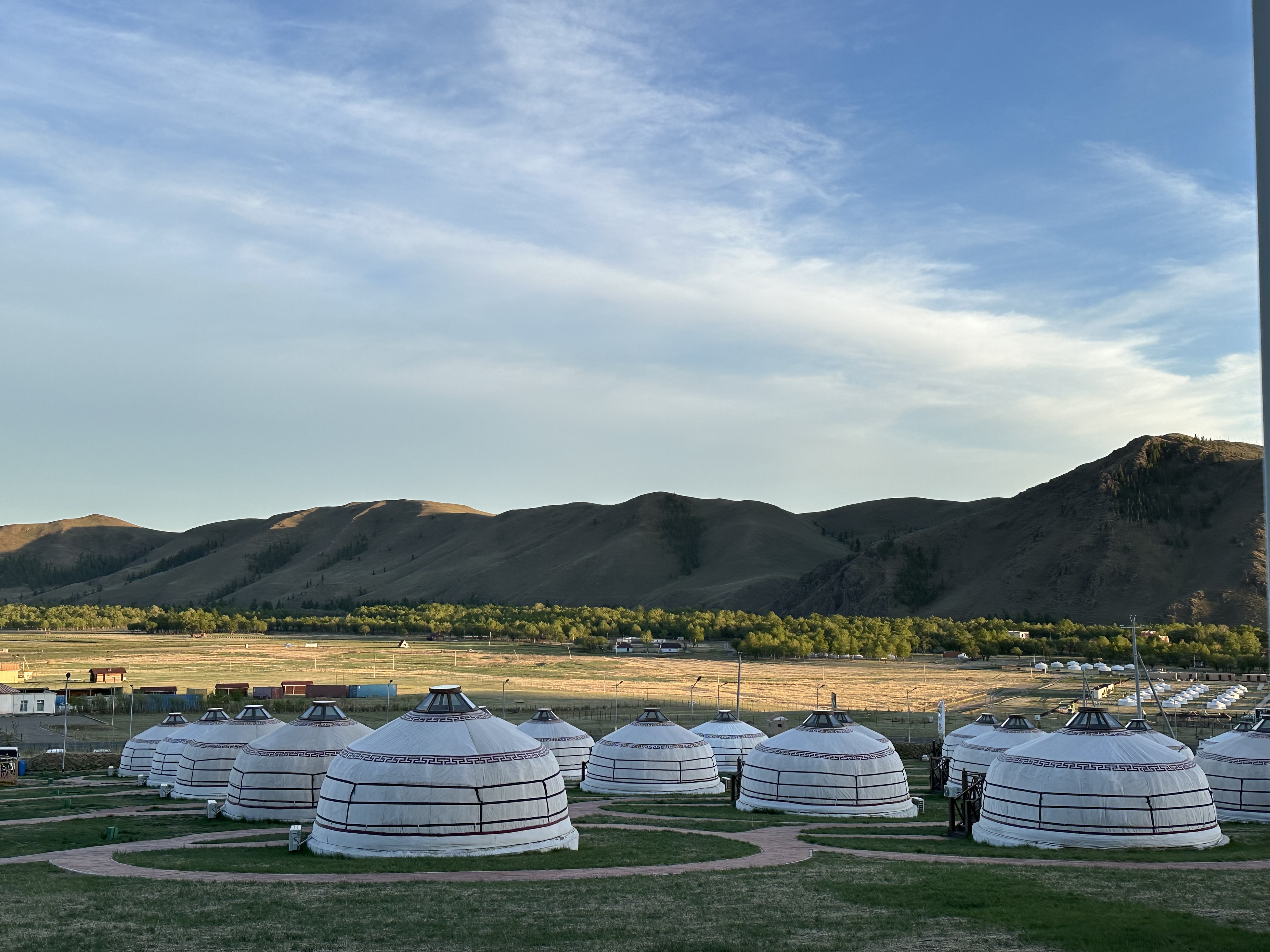 전 일정 숙소(여행자 게르 일반)